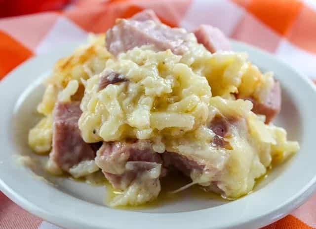 Family Cheesy Potato and Ham Casserole